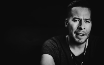 Niko Tiuraniemi: ”Tarina alkoholismista pienen tytön silmin!